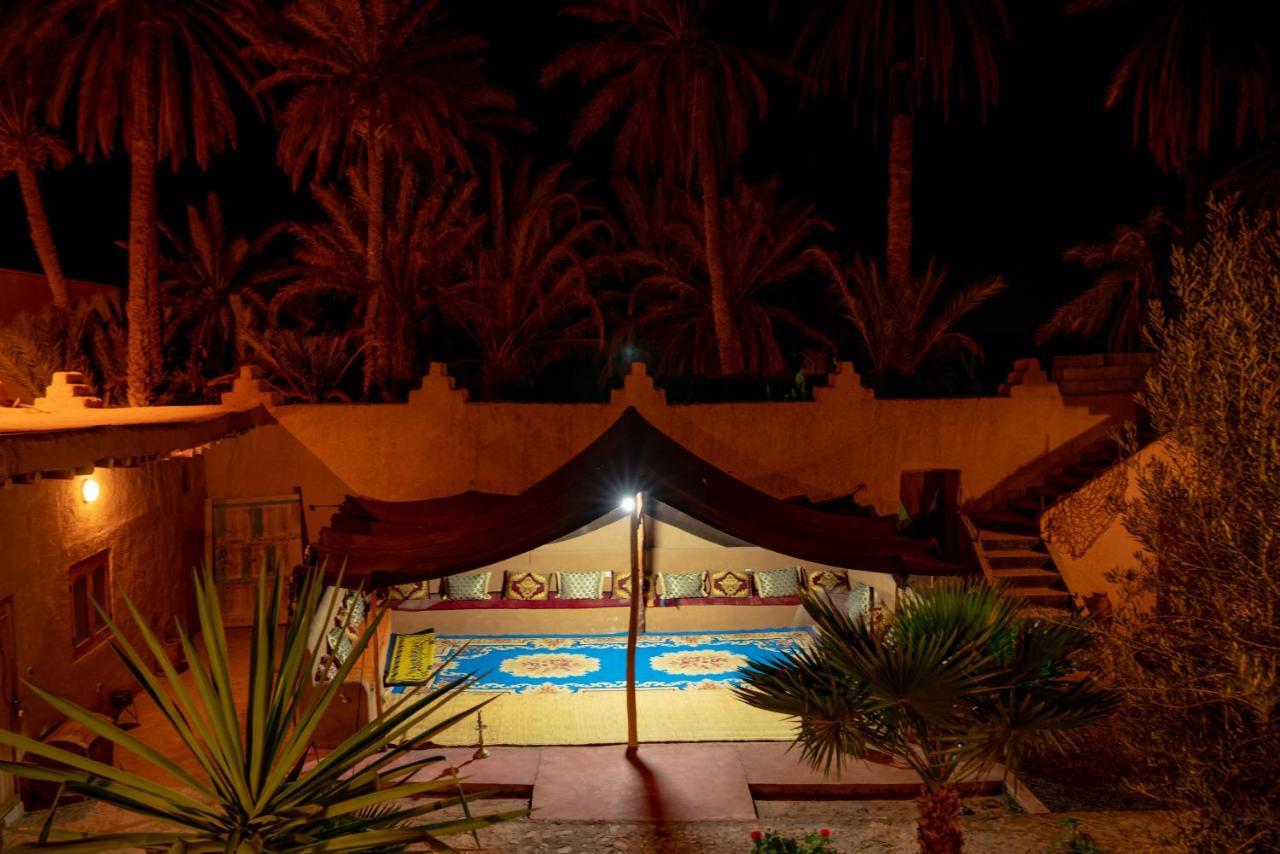 Maison Etoile Du Desert Aït Boukha Exterior foto